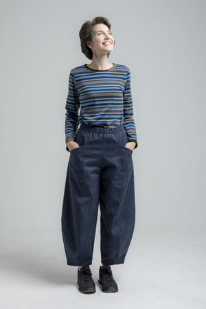SARIA. Jeans