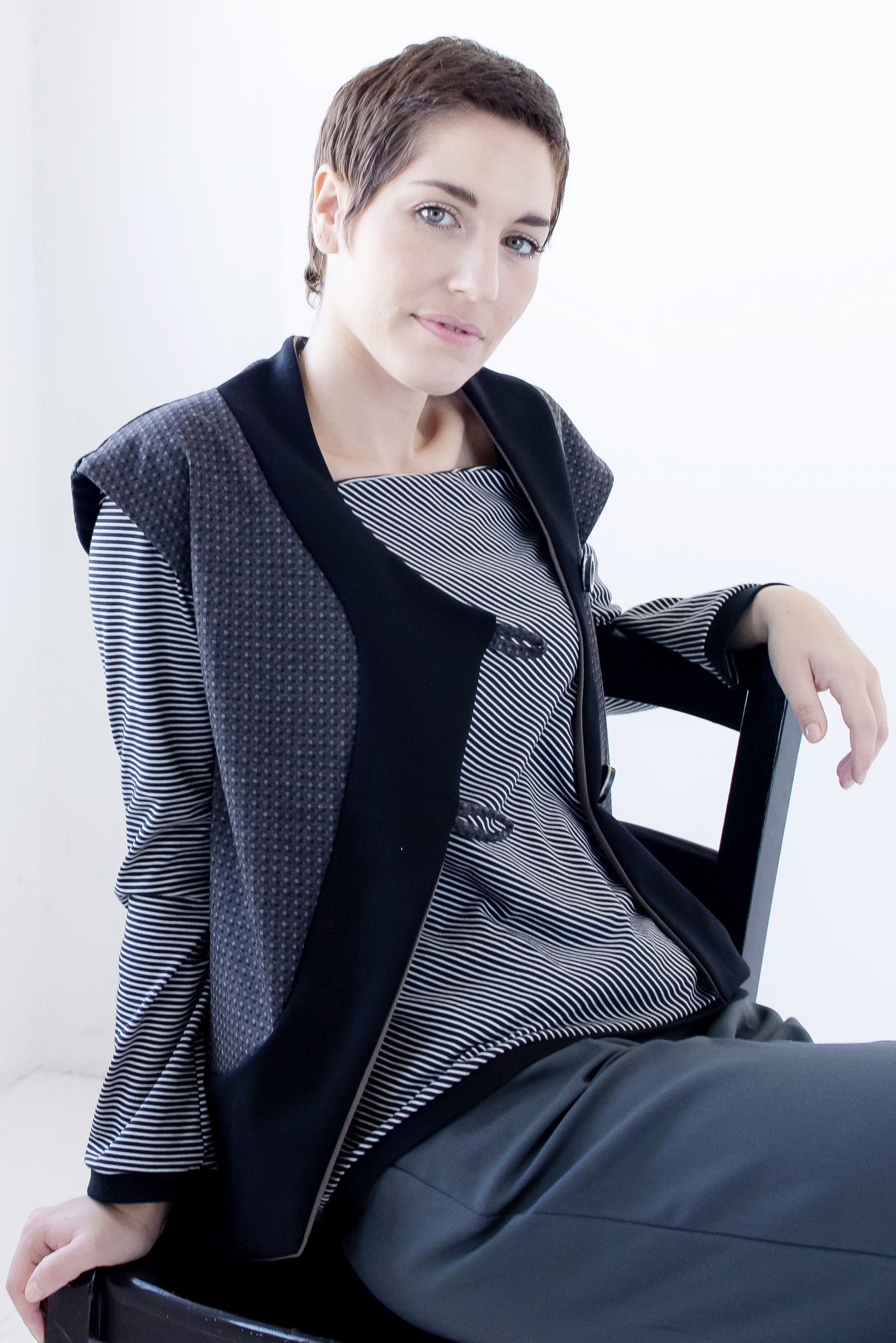 PATRIZIA. Basic